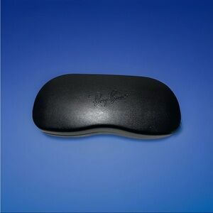 Ray Ban Universal Black Medium Hard Case for Sunglasses w/ Cleaning Cloth